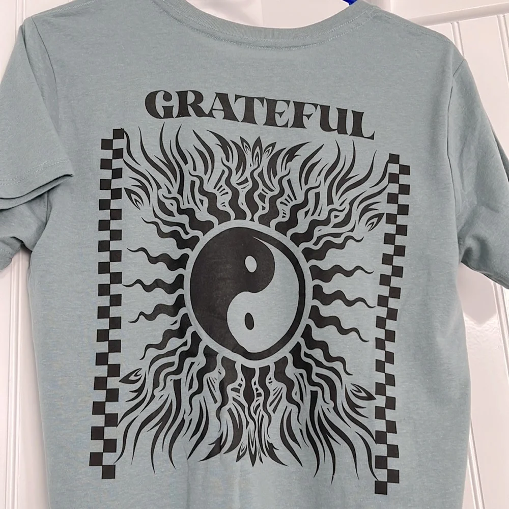 Rebellious One “Grateful”Slate Graphic Women’s Tee - Picture 4 of 6